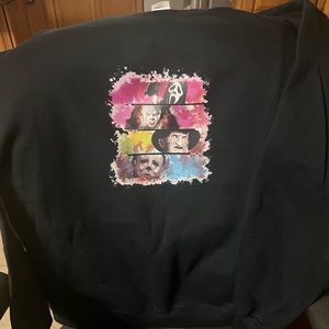 Black size Large horror crew